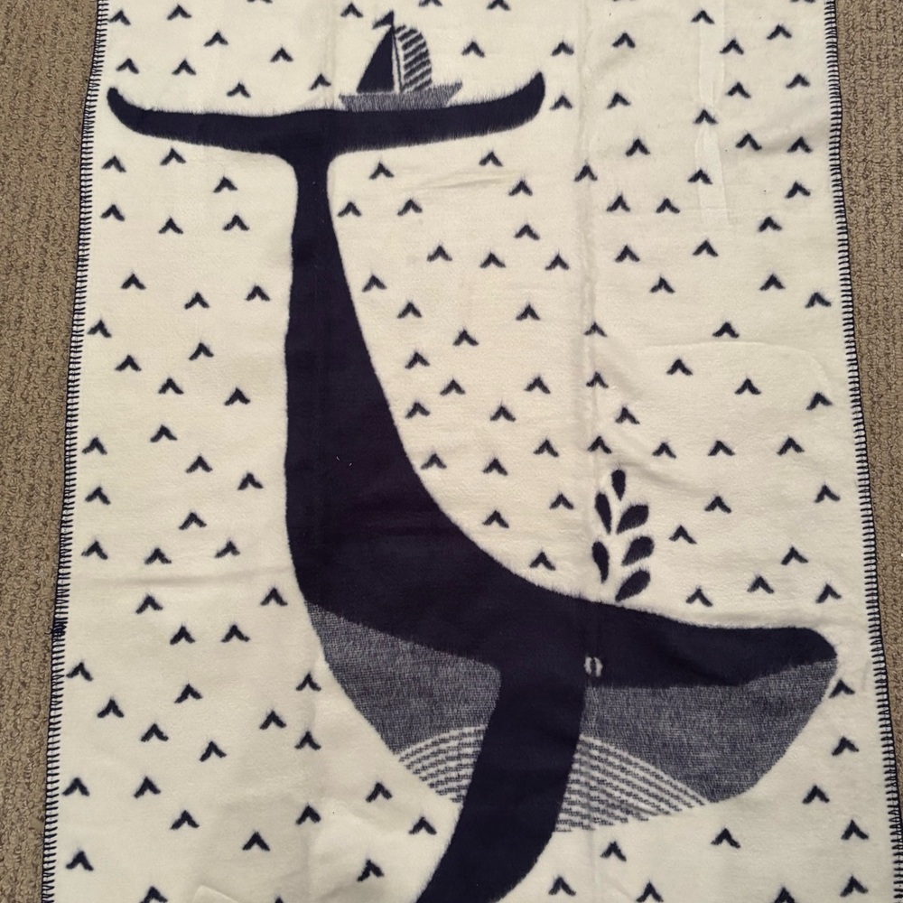 Pottery Barn Kids Navy and Cream what  Baby Blanket/throw - Picture 2 of 2